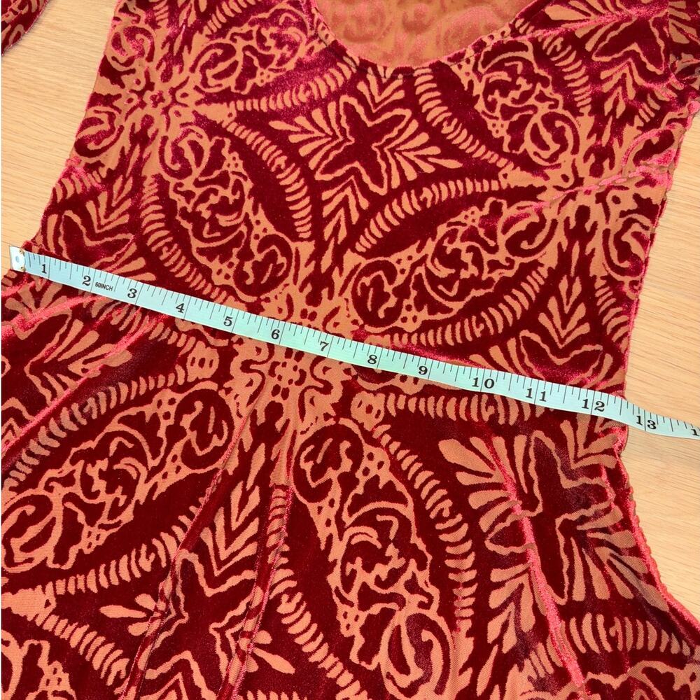Free People red velvet burnout scoop neck 3/4 sleeve dress womens size XS - Picture 7 of 7